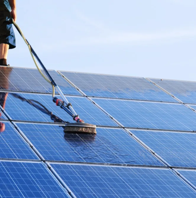 Top 10 DIY Solar Panel Cleaning Hacks for Maximum Efficiency